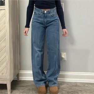 American Eagle wide leg jeans, size 4 long, never worn